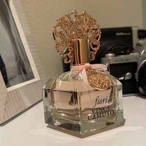 Vince Camuto fiori perfume